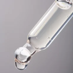 BasicLab - Esteticus - Rozświetlenie i Wyciszenie - Antyoksydacyjne Serum Wyrównujące z Witaminą C 15% - 30ml