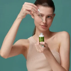 BasicLab - Esteticus - Rozświetlenie i Wyciszenie - Antyoksydacyjne Serum Wyrównujące z Witaminą C 15% - 15ml