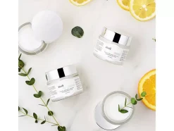 Klairs - Freshly Juiced Vitamin E Mask - Rozświetlająca Maska do Twarzy z Witaminą E, Niacynamidem i Adenozyną - 90g