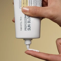 Logically, Skin - Professional Sun Block SPF50+ PA++++ - Kojący Krem do Twarzy z Filtrem - 70g